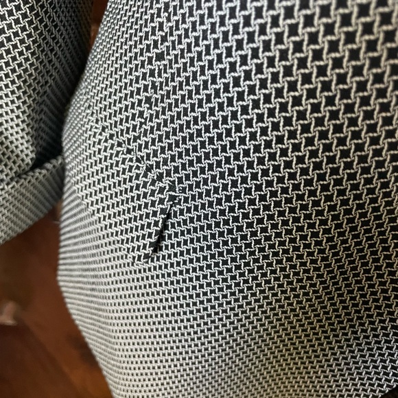 Calvin Kline suit jacket - Picture 6 of 8